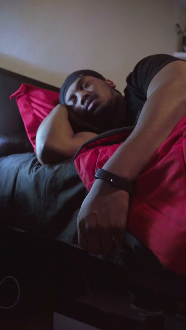 FitSleep wristband UGC